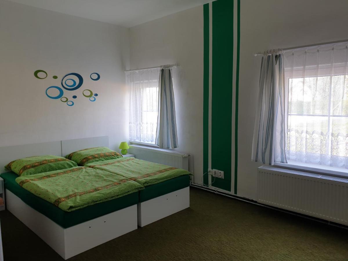 Penzion a hospůdka U Anny Nové Sedlo Exteriér fotografie