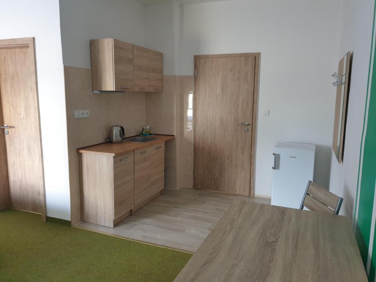 Penzion a hospůdka U Anny Nové Sedlo Exteriér fotografie